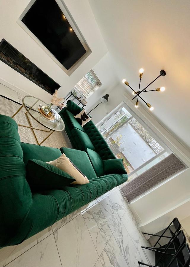 Highford Court Apartment Poulton-le-Fylde Bagian luar foto