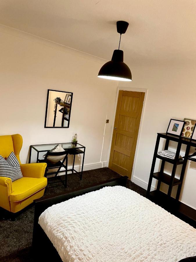 Highford Court Apartment Poulton-le-Fylde Bagian luar foto