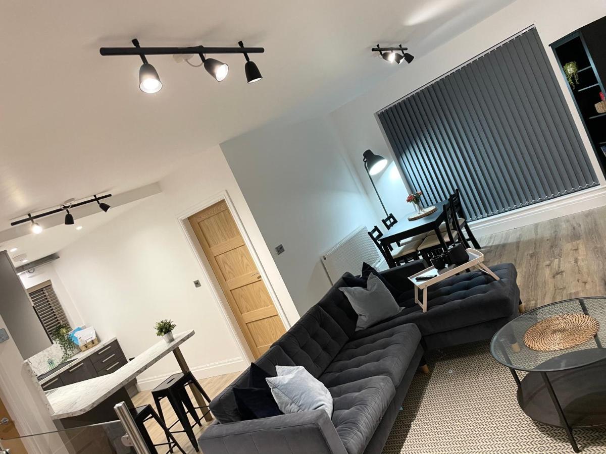 Highford Court Apartment Poulton-le-Fylde Bagian luar foto