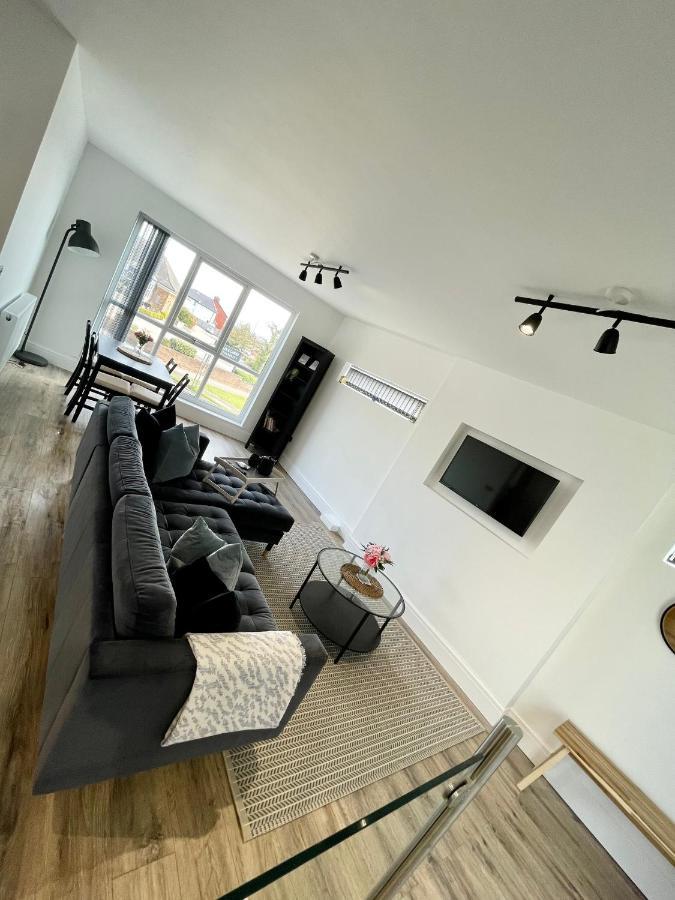 Highford Court Apartment Poulton-le-Fylde Bagian luar foto